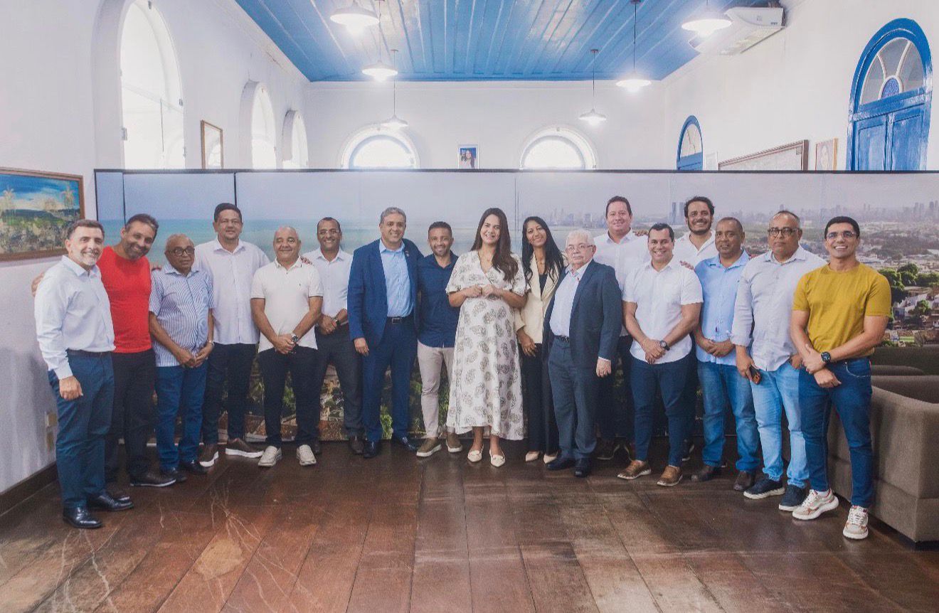 MIRELLA SAI FORTALECIDA, MONTA SUPERBASE NA CÂMARA E ANUNCIA OFENSIVA DE OBRAS EM OLINDA