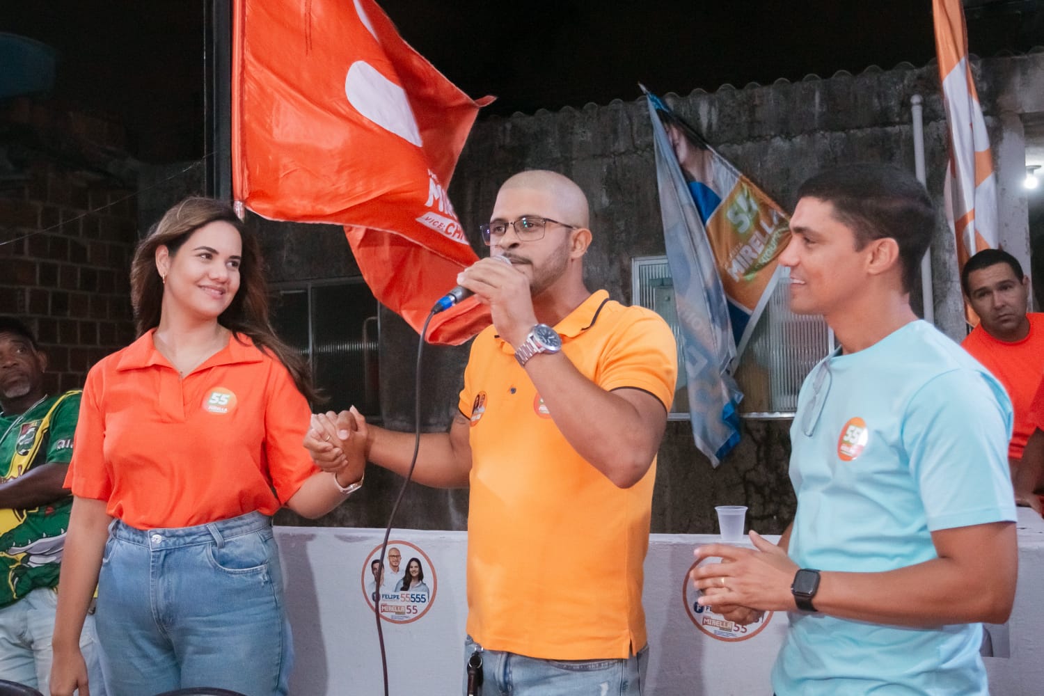 EWERTON BIMBINHO, ALESSANDRA SANTOS E LUCICLEIDE CÂNDIDO REALIZAM MEGA ENCONTRO DE LIDERANÇAS EM APOIO A MIRELLA E FELIPE