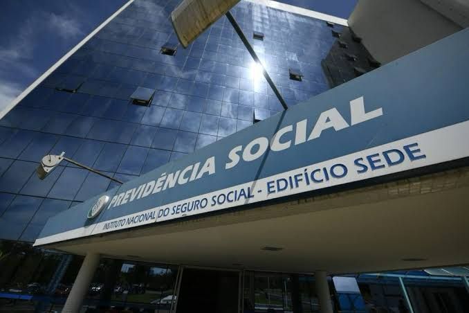 FUNCIONÁRIOS DO GOVERNO LULA ROUBARAM 6 BILHÕES DE REAIS DE VELHINHOS APOSENTADOS PELO INSS