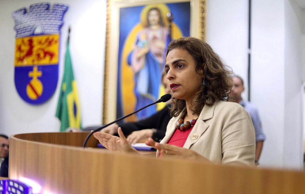 EUGÊNIA LIMA CONFIRMA QUE DISPUTARÁ AS ELEIÇÕES DE 2026