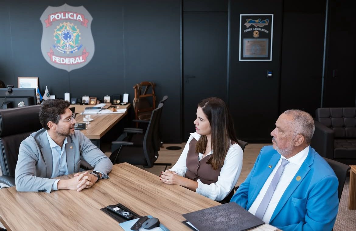 APÓS AVALIAÇÃO RIGOROSA, GUARDAS MUNICIPAIS DE OLINDA CONQUISTAM PORTE FUNCIONAL DE ARMA
