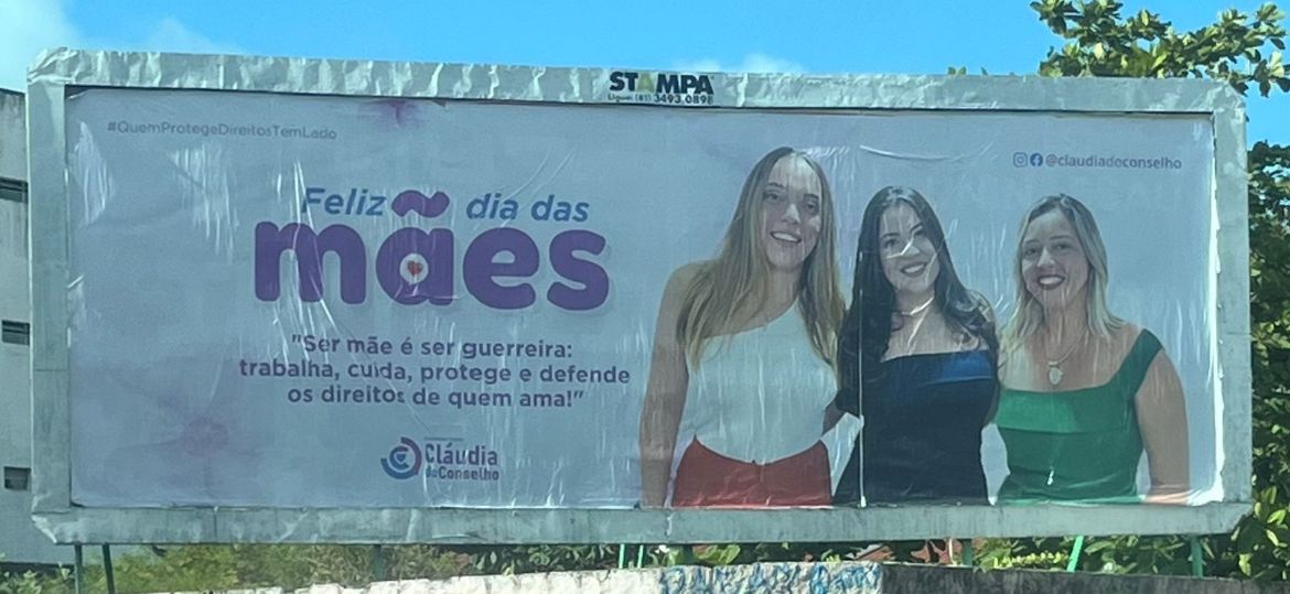 MULHER INSPIRADORA: CONSELHEIRA TUTELAR MAIS VOTADA DE OLINDA, CLÁUDIA DO CONSELHO, RECEBE HOMENAGEM