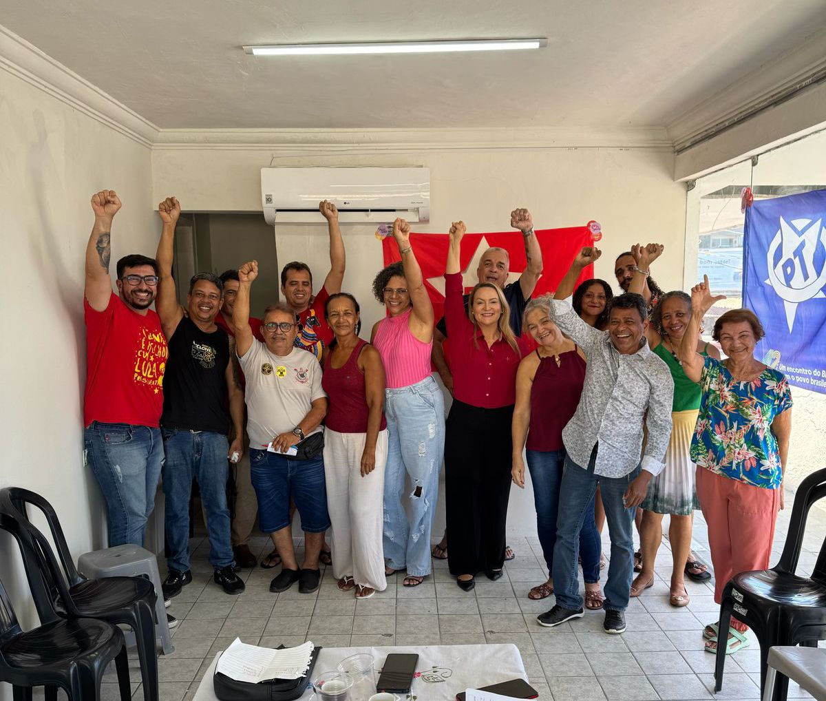 CHAPA UNIÃO E RECONSTRUÇÃO E VIVIAN FARIAS SE UNEM EM PROL DO PT DE OLINDA