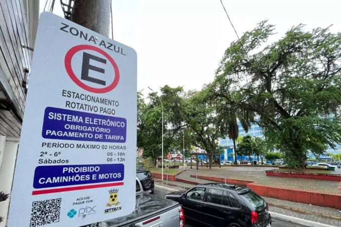 LEGISLAÇÃO IGNORADA: OLINDA TEM LEIS PARA ZONA AZUL MAS ESTACIONAMENTO ROTATIVO NUNCA SAIU DO PAPEL