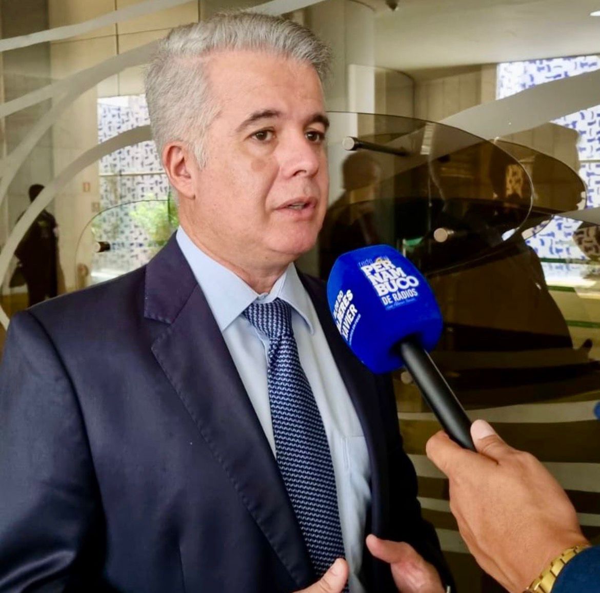 EDSON VIEIRA CONFIRMA POSSIBILIDADE DE ‘DOBRADINHA ELEITORAL’ COM JULIANA DE CHAPARRAL EM SANTA CRUZ DO CAPIBARIBE