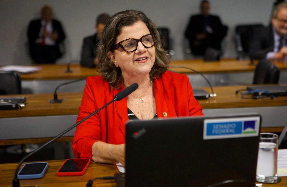 TERESA LEITÃO AVALIA INTENCIONALIDADE POLÍTICA E ESTRATÉGICA DO “SUS DA EDUCAÇÃO”