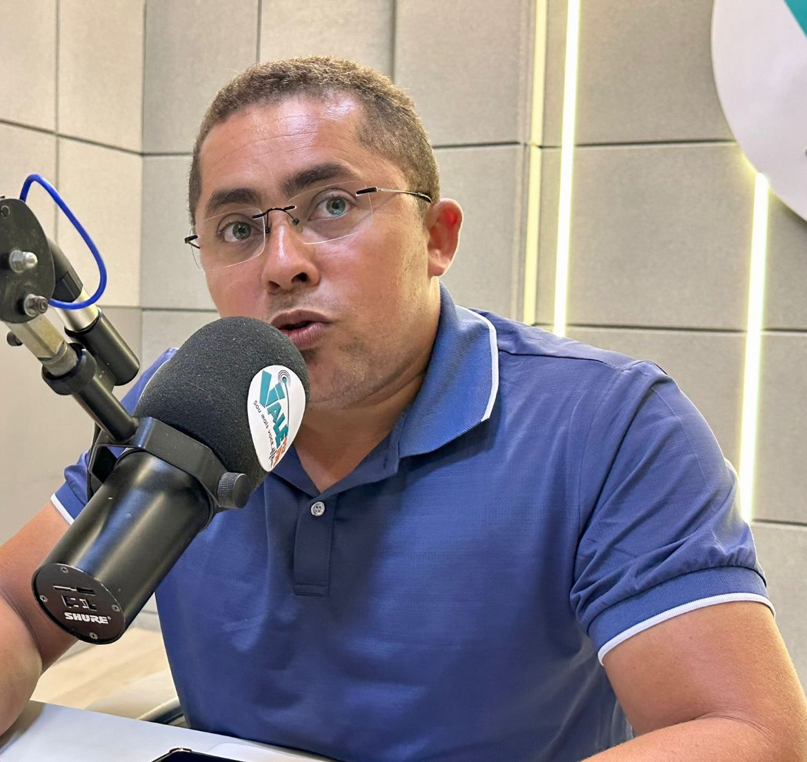 “RAQUEL É DA NOSSA REGIÃO, TEM FEITO UM TRABALHO BRILHANTE E TEM OLHADO PARA O NOSSO POVO”, DIZ VEREADOR IRMÃO FERREIRINHA