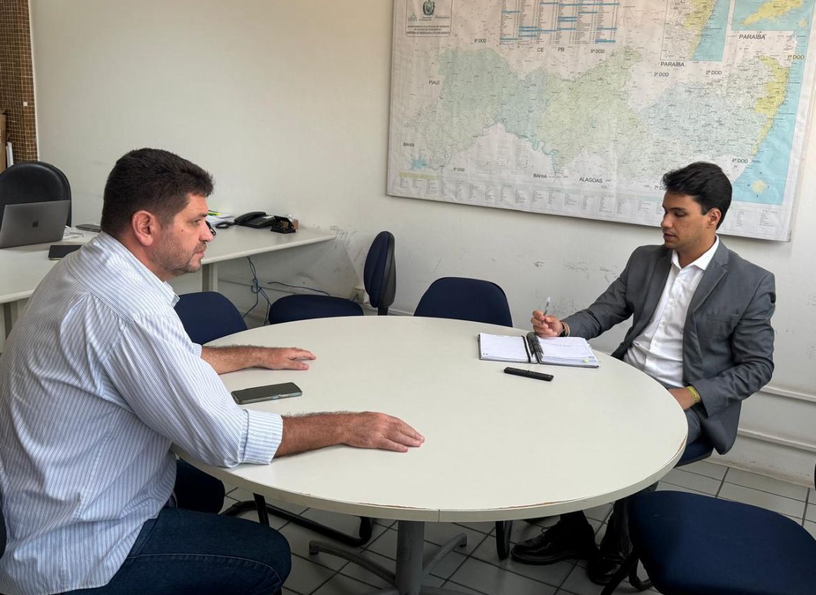 VICE-PREFEITO DE PAULISTA SE REÚNE COM SECRETÁRIO EXECUTIVO DA SEMOBI PARA TRATAR DE MOBILIDADE NAS RODOVIAS ESTADUAIS