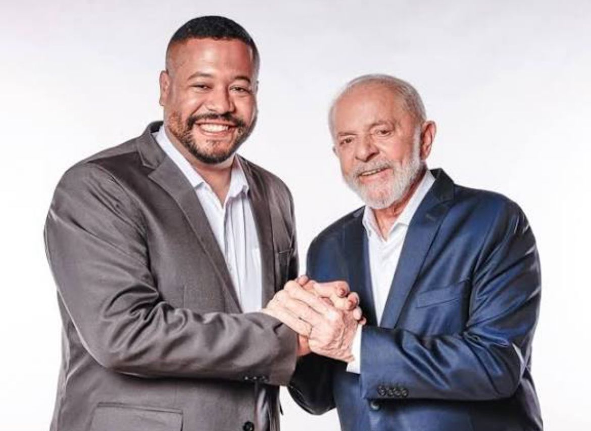 VINÍCIUS CASTELLO VAI SE FILIAR AO PCDOB NA PRÓXIMA SEXTA