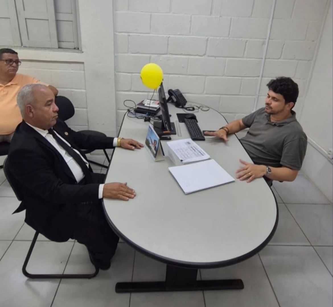 ÔNIBUS DO AMPARO RETORNA ÀS RUAS NESTA QUINTA APÓS ARTICULAÇÃO DO VEREADOR MILCON RANGEL