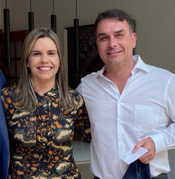 VICE NORDESTINA ENTRA NO RADAR DE FLÁVIO BOLSONARO E CLARISSA TÉRCIO PODE GANHAR VAGA NA DISPUTA DE 2026