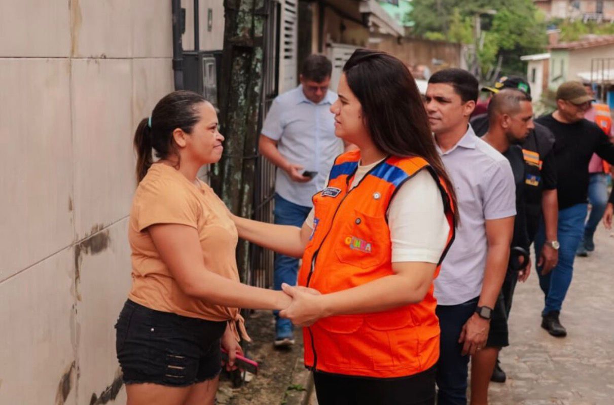 DEFESA CIVIL DE OLINDA AGE RÁPIDO E GARANTE RESPOSTA EFICIENTE ÀS OCORRÊNCIAS PROVOCADAS PELAS CHUVAS