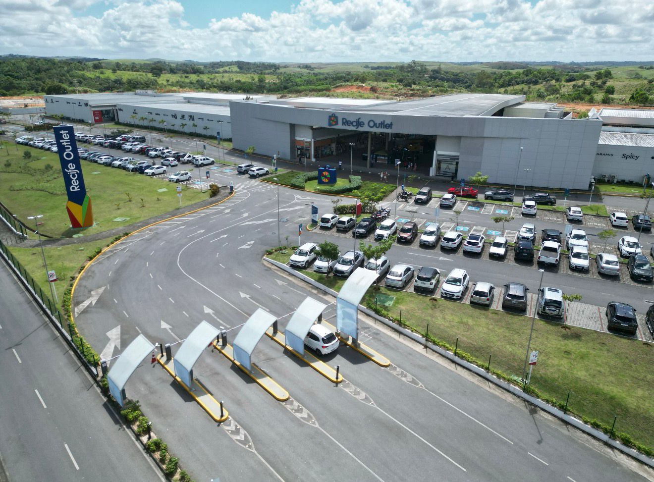 RECIFE OUTLET E BOTICÁRIO COM PRESENTES ESPECIAIS AS MÃES