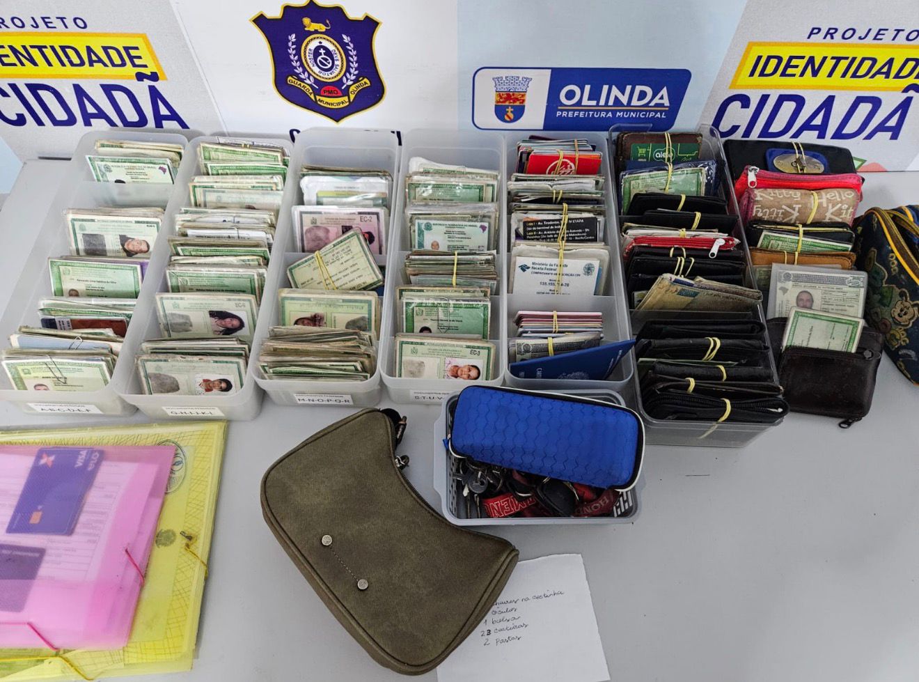 PERDIDOS E ACHADOS NO CARNAVAL DE OLINDA 2026: VEJA COMO RECUPERAR DOCUMENTOS NA FOLIA