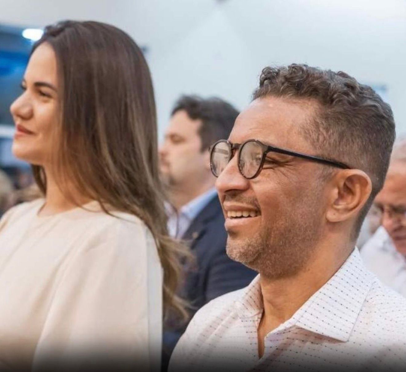 MIRELLA ENTRA EM LICENÇA MATERNIDADE E CHIQUINHO ASSUME PREFEITURA DE OLINDA